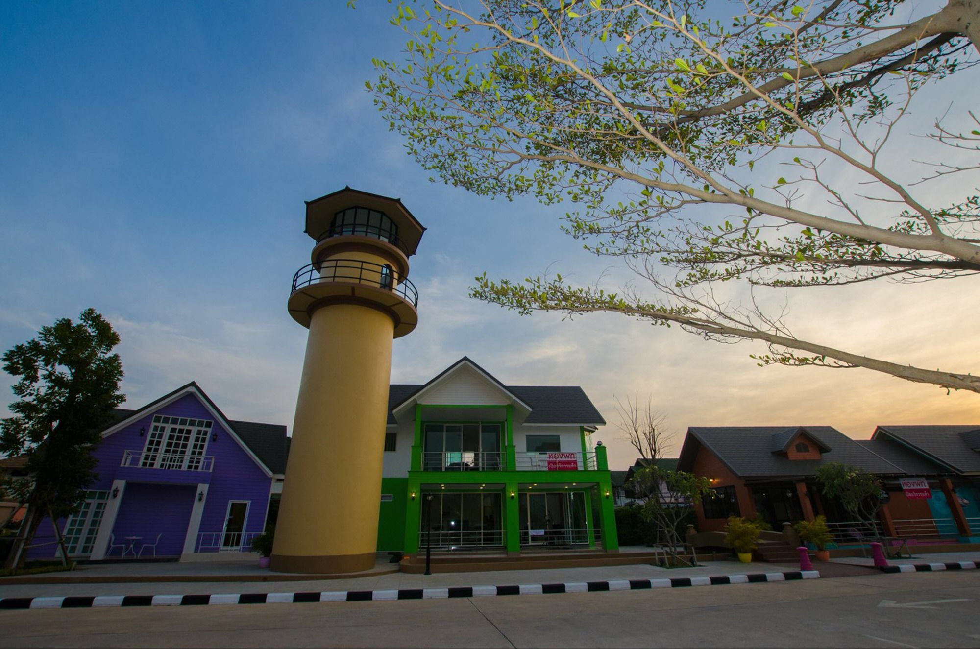 Usotel Waterland Hotel Udon Thani Bagian luar foto